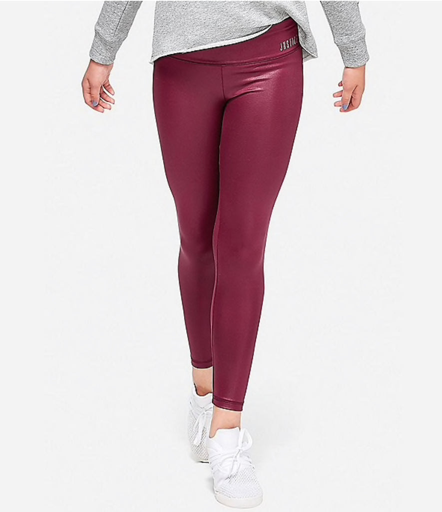 Leggings con Brillo Tipo Cuero Color Vino Talla 12